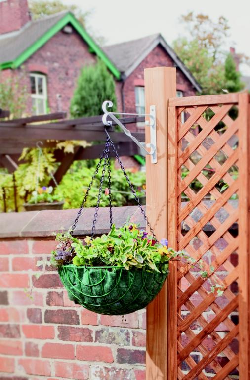 Ambassador Hanging Basket Bracket 35cm/14" White product image